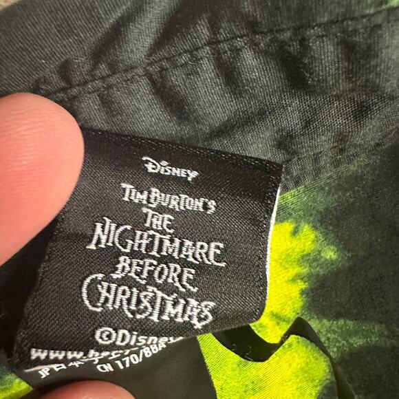 Disney Nightmare Before Christmas Our Universe Button-up short sleeve shirt S - Picture 10 of 12